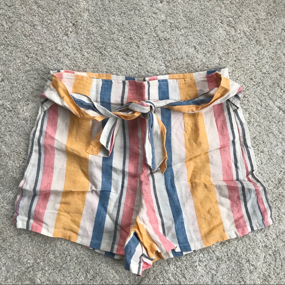 C&C California 100% Linen Hi-Rise Shorts
